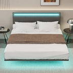 Struttura letto a piattaforma flottante Full/Queen con rivestimento in velluto e testiera trapuntata a canali