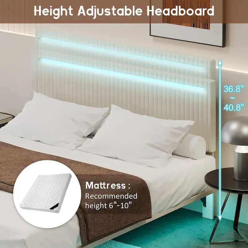 Struttura letto a piattaforma flottante Full/Queen con rivestimento in velluto e testiera trapuntata a canali