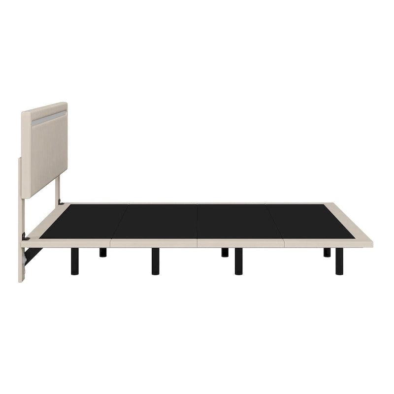 Struttura letto a piattaforma flottante Full/Queen con rivestimento in velluto e testiera trapuntata a canali
