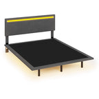 Struttura letto a piattaforma flottante Full/Queen con rivestimento in velluto e testiera trapuntata a canali