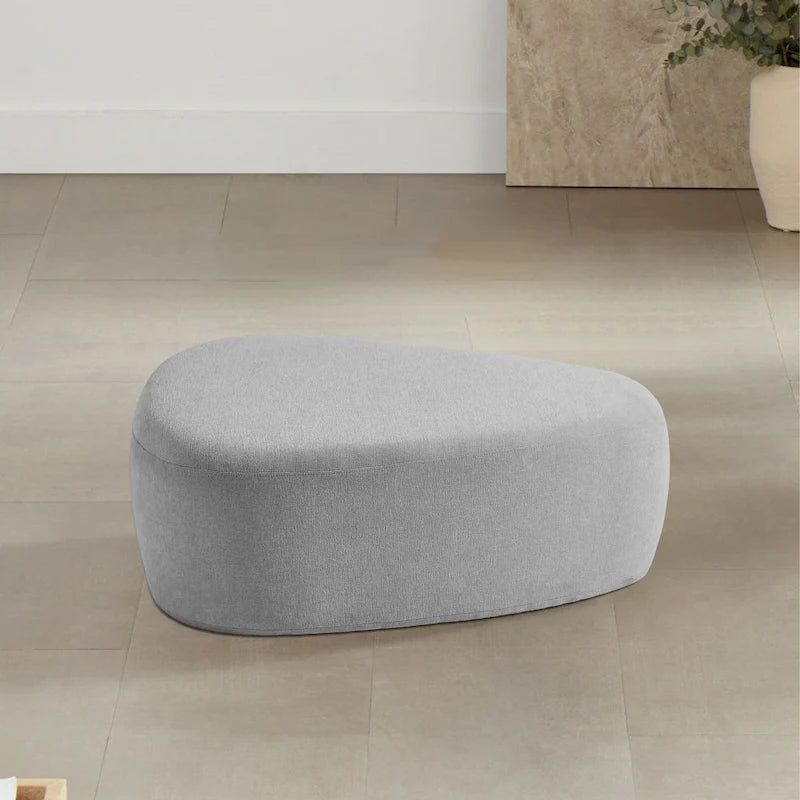 Pouf imbottito triangolare