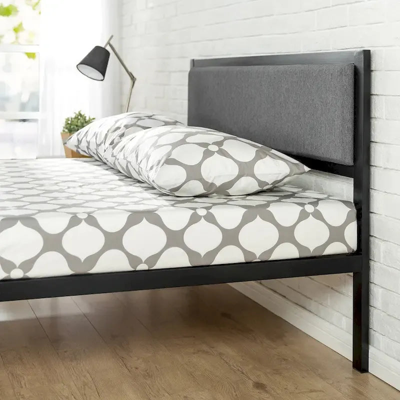Struttura Letto a Piattaforma in Acciaio Nero con Testiera in Tessuto Grigio