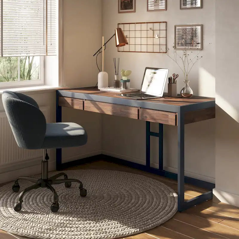 Scrivania da ufficio industriale in legno massello di acacia con ripiano estraibile per tastiera e cassetti